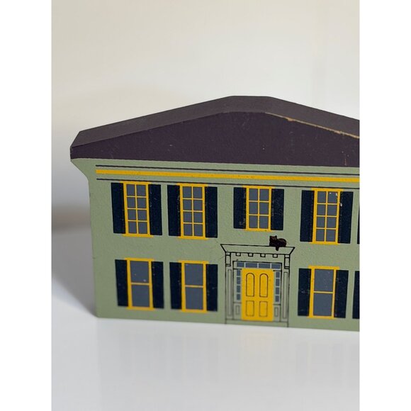 VTG 1992 Cat’s Meow Grand Haven Series X Signed Wooden Village Shelf Sitter 3.5" - Picture 3 of 7